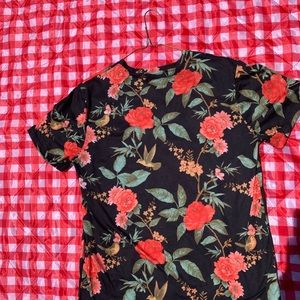 “Floral print” t-shirt